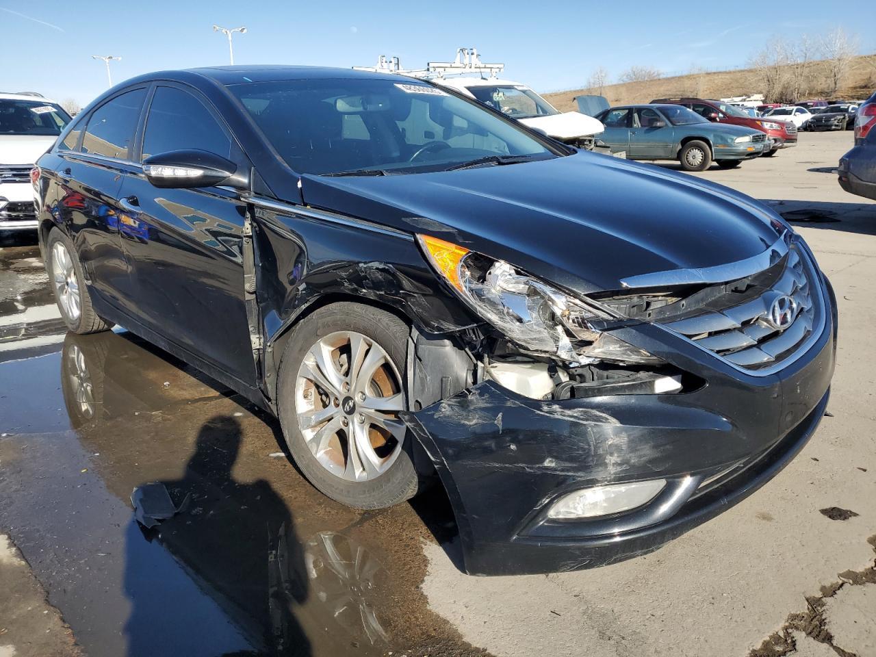 2011 HYUNDAI SONATA SE - Image 4