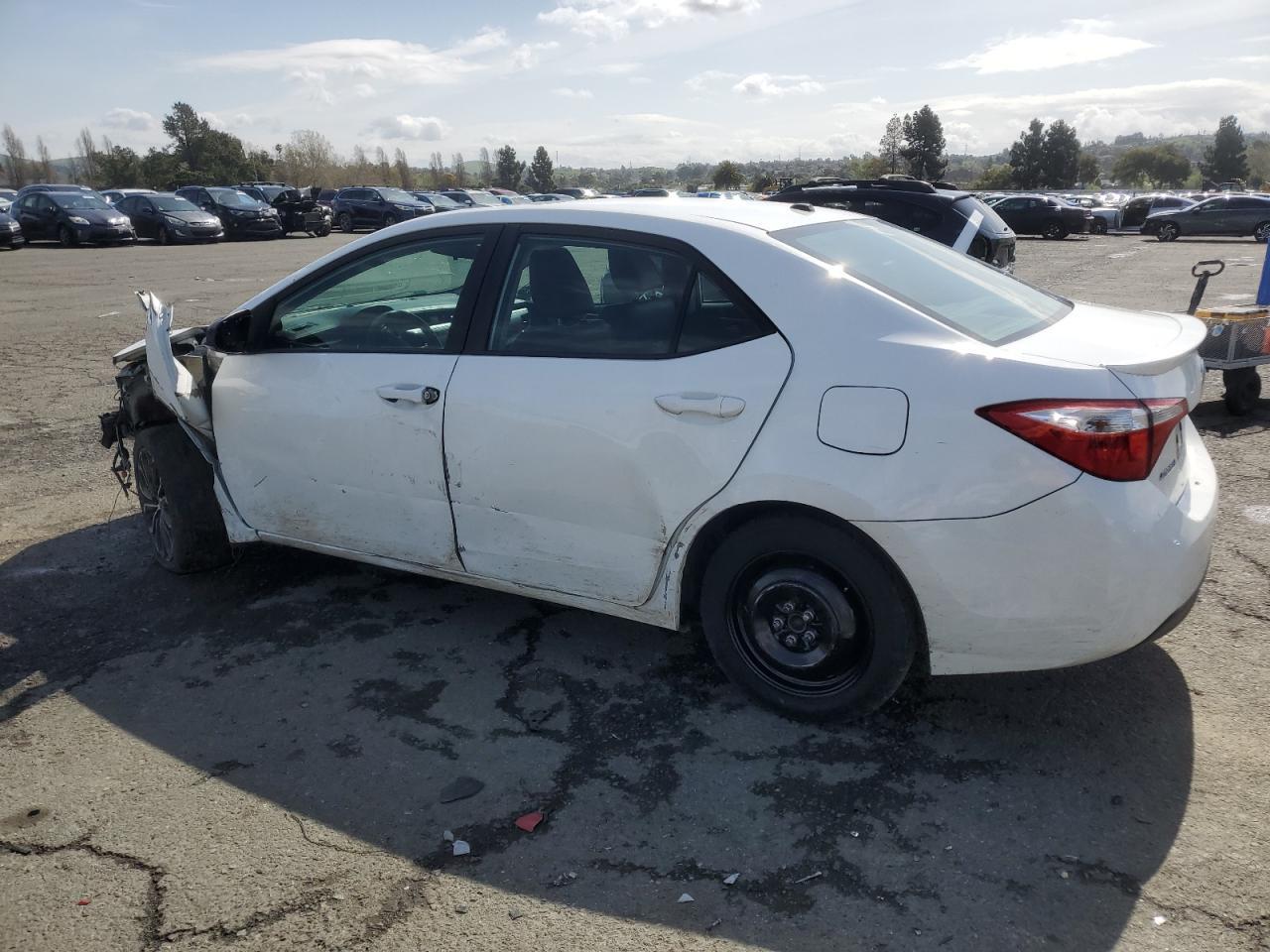 2014 TOYOTA COROLLA L - Image 2