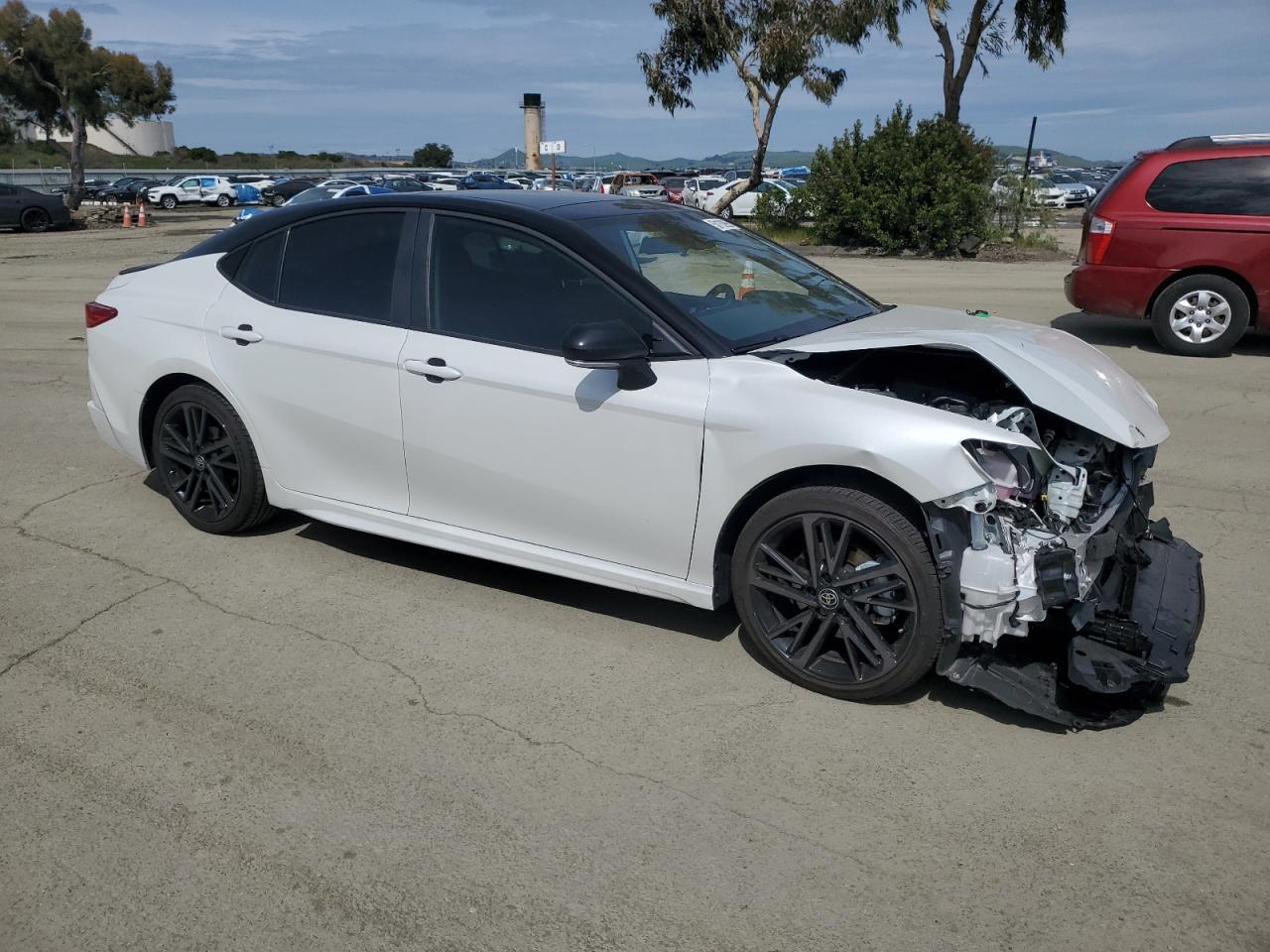 2025 TOYOTA CAMRY XSE - Image 4