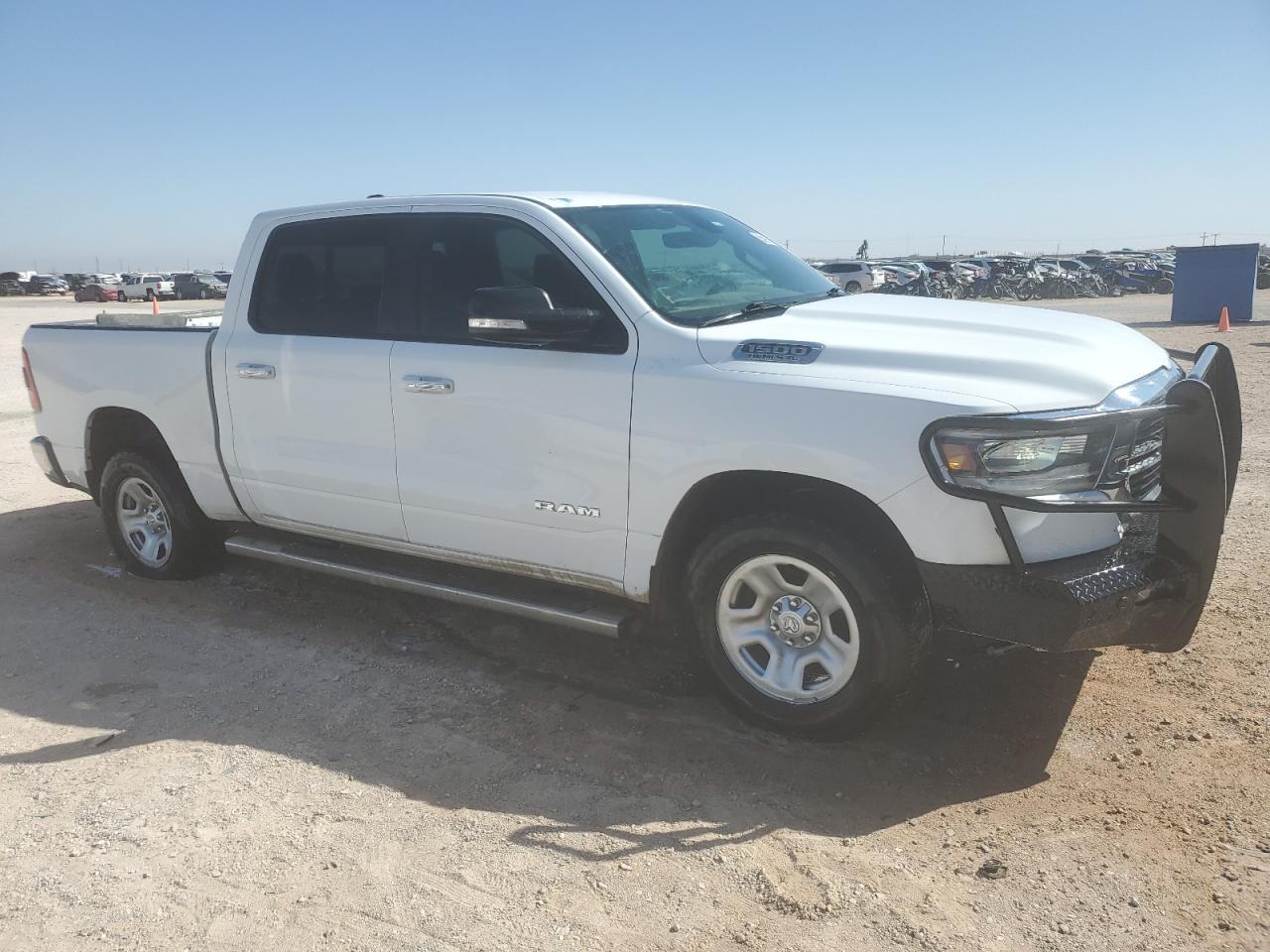 2019 RAM 1500 BIG H - Фото 4