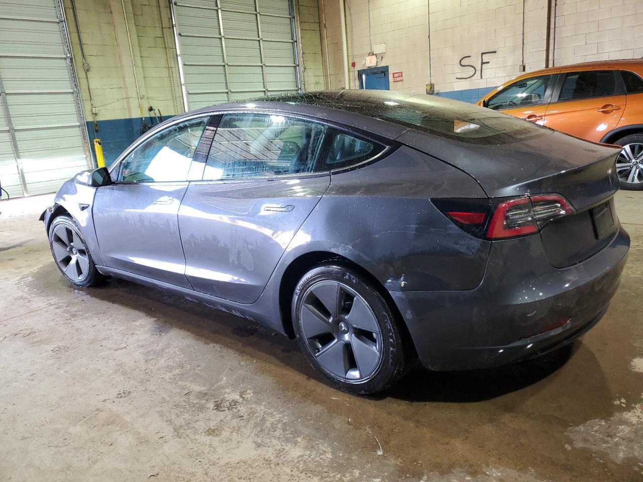 2022 TESLA MODEL 3 - Image 2