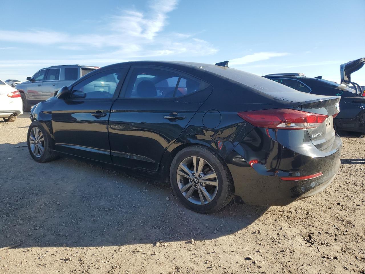 2018 HYUNDAI ELANTRA SE - Image 2