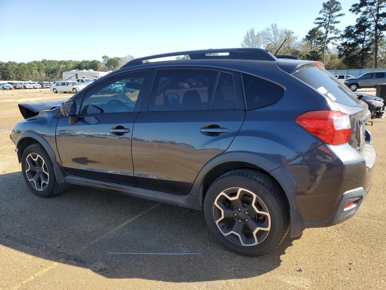 2013 SUBARU XV CROSSTR - Image 2