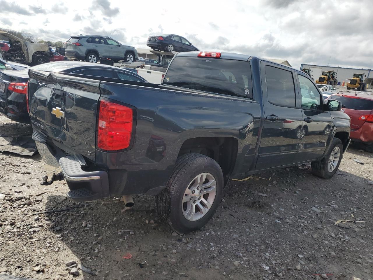 2018 CHEVROLET SILVERADO - Фото 3