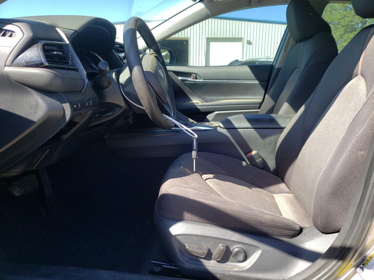 2020 TOYOTA CAMRY LE - Фото 7