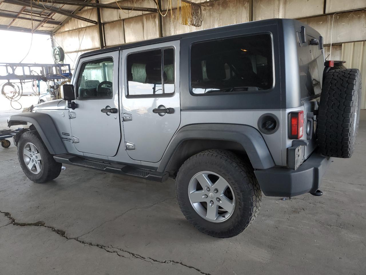 2015 JEEP WRANGLER U - Фото 2