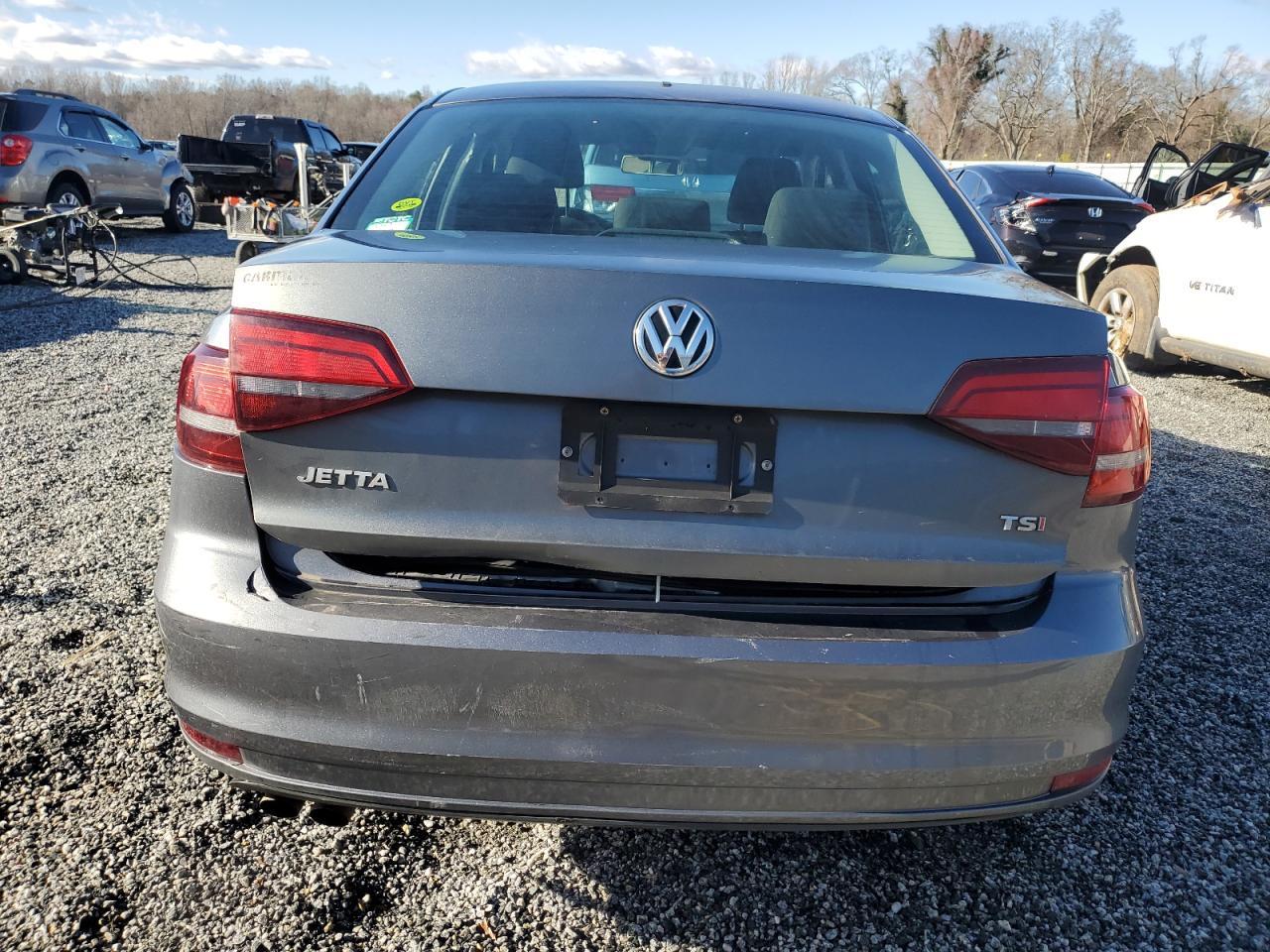 2016 VOLKSWAGEN JETTA S - Image 6