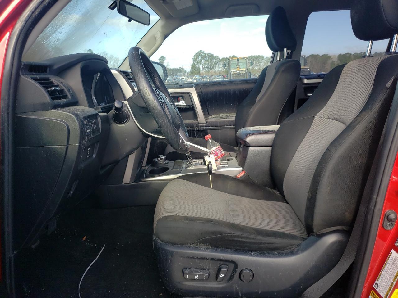 2019 TOYOTA 4RUNNER SR - Image 7