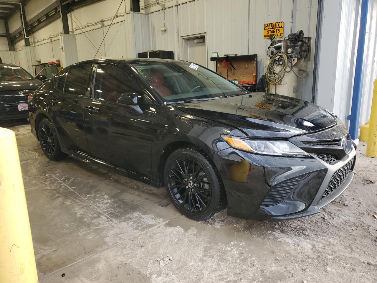 2020 TOYOTA CAMRY SE - Image 4