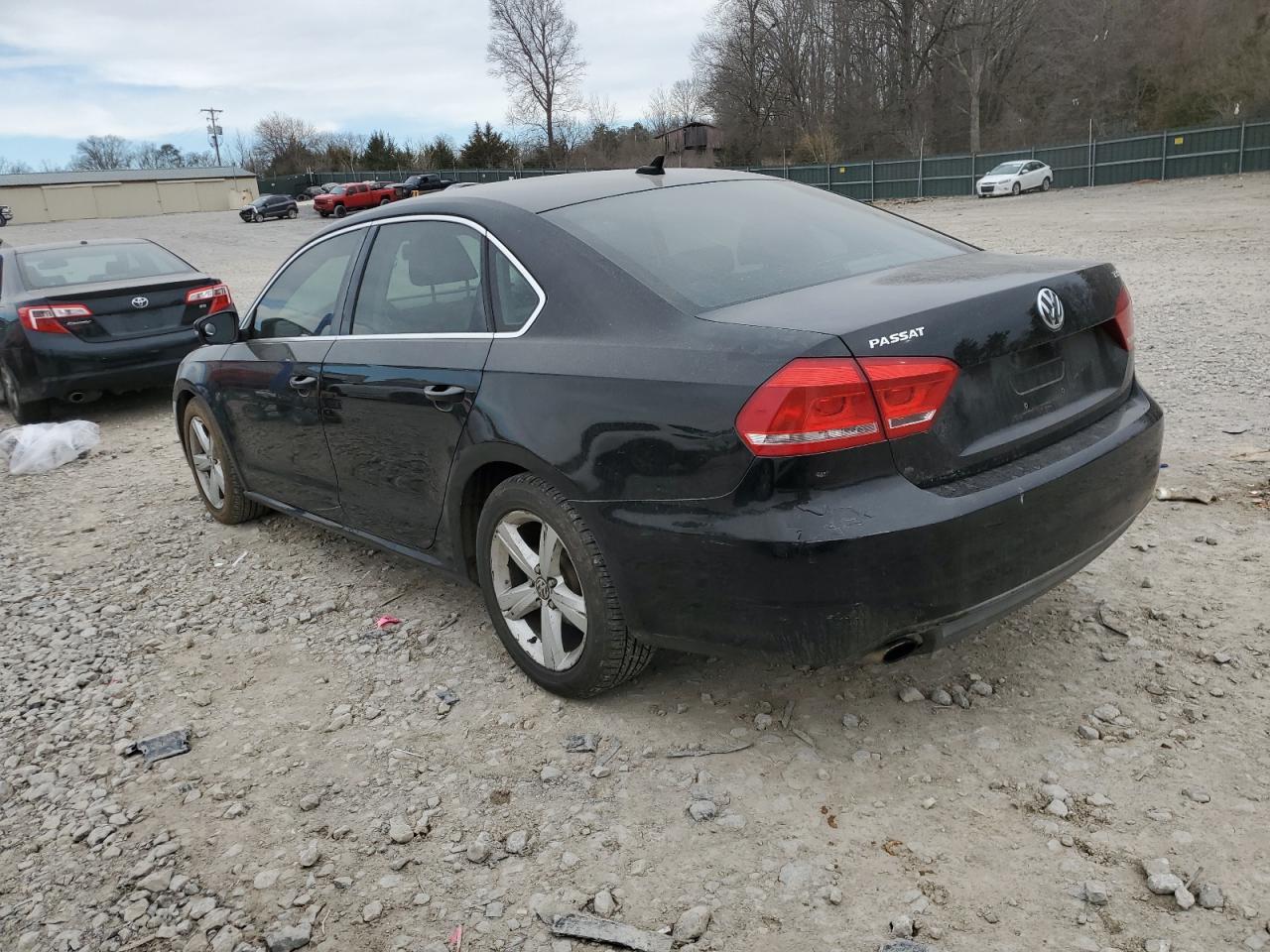 2014 VOLKSWAGEN PASSAT SE - Фото 2