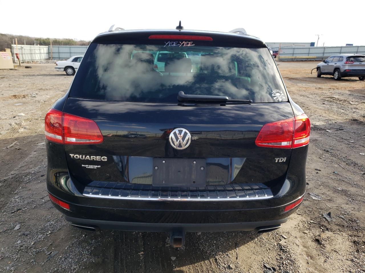 2012 VOLKSWAGEN TOUAREG V6 - Image 6