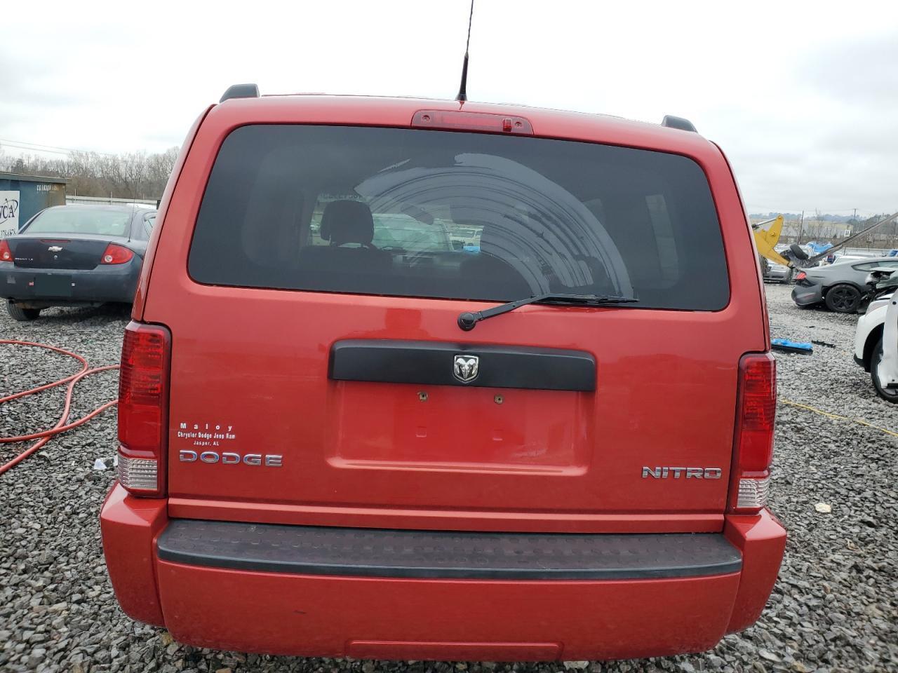 2011 DODGE NITRO HEAT - Image 6