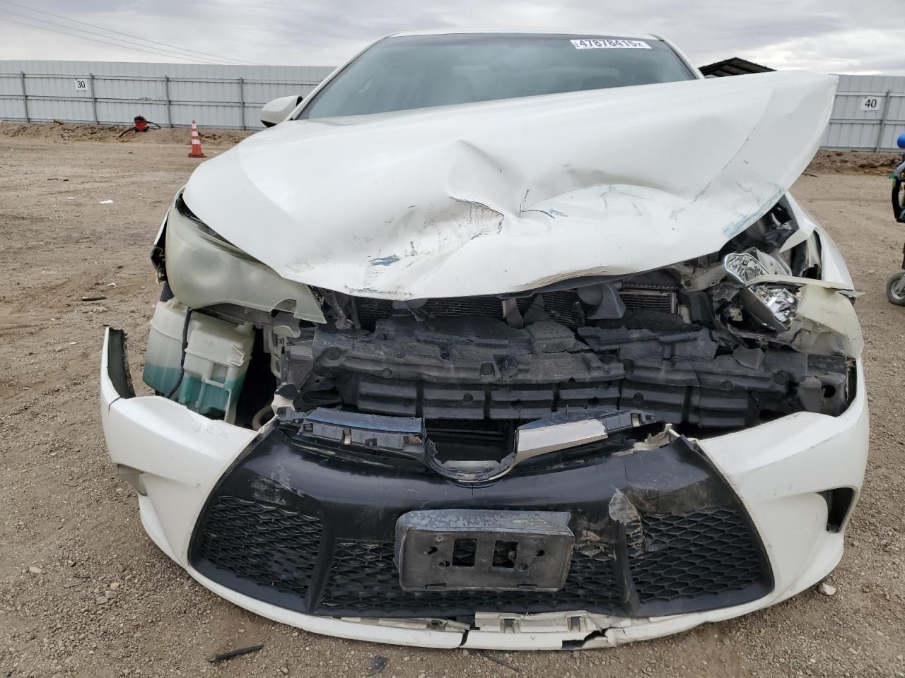 2015 TOYOTA CAMRY LE - Image 5