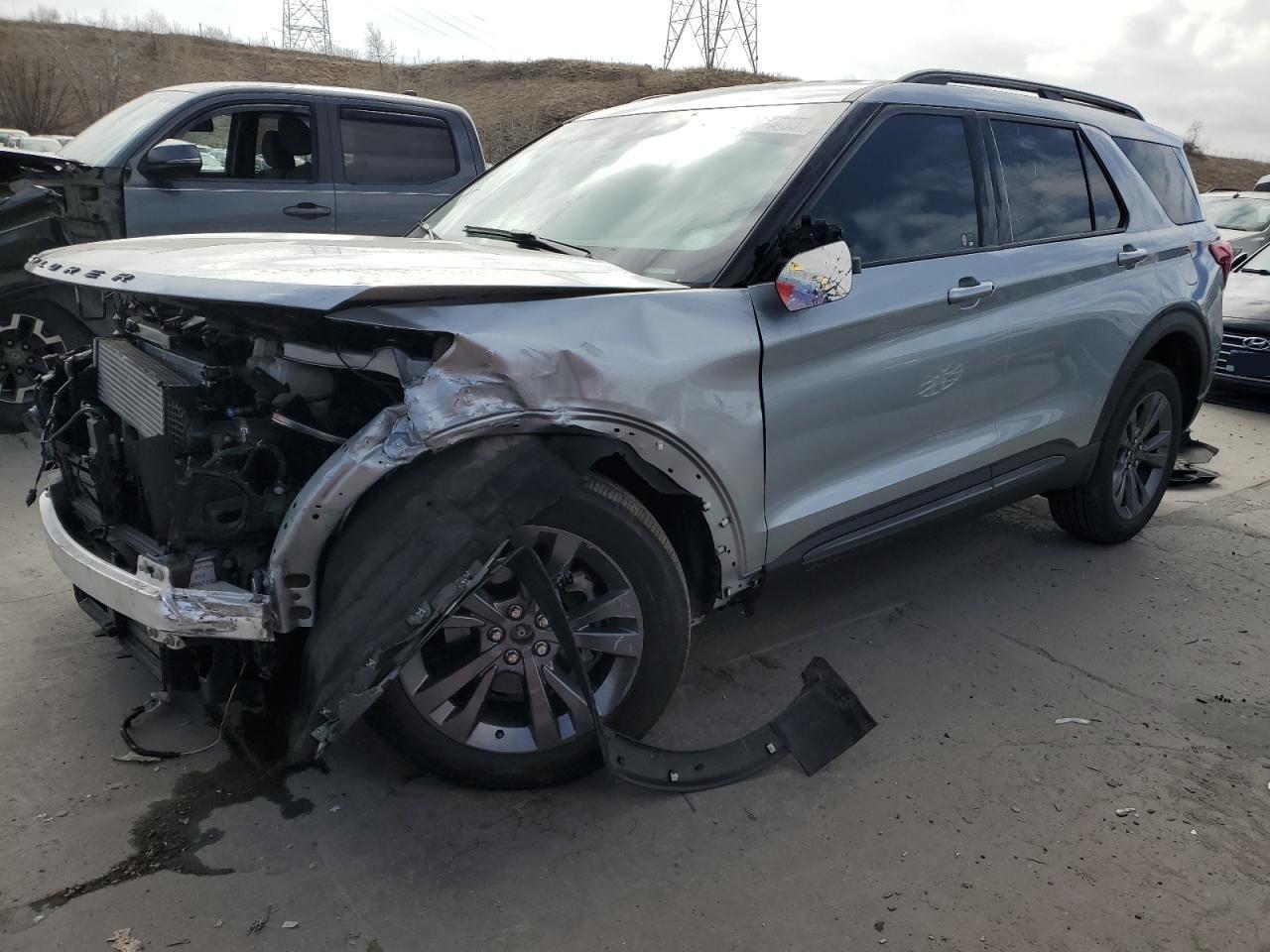 2023 FORD EXPLORER X