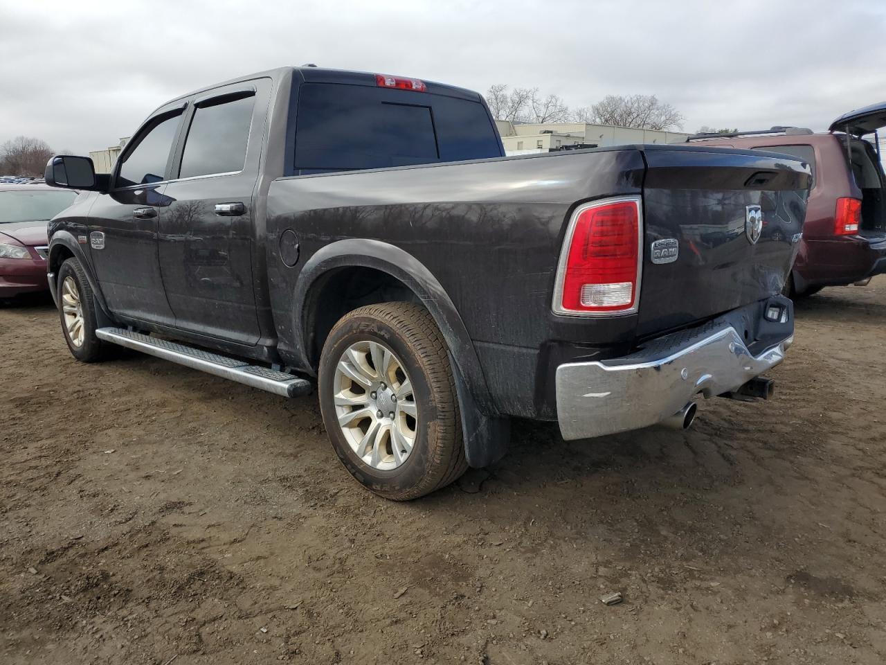 2017 RAM 1500 LONGH - Фото 2