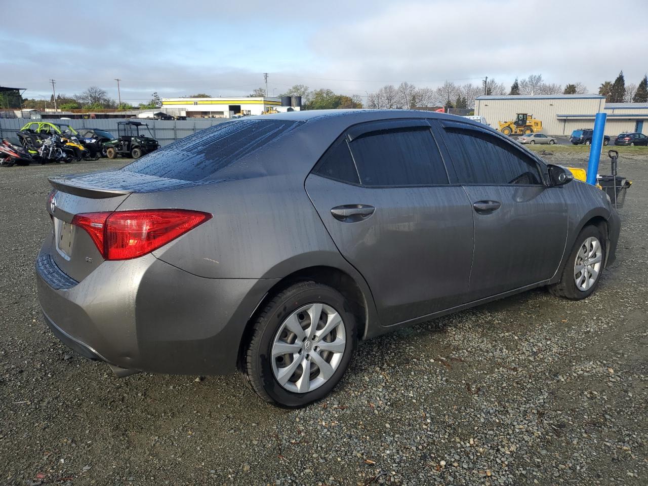 2019 TOYOTA COROLLA L - Image 3