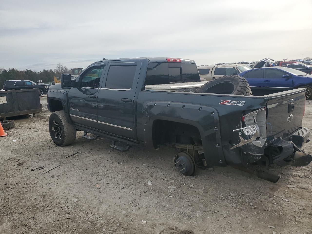 2017 CHEVROLET SILVERADO - Фото 2