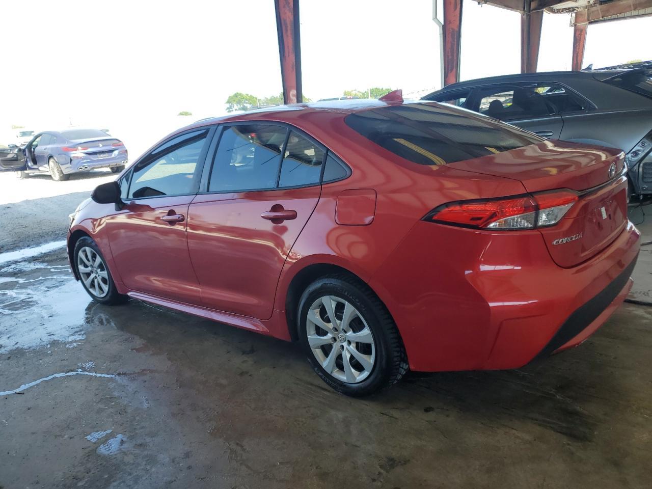 2020 TOYOTA COROLLA LE - Image 2