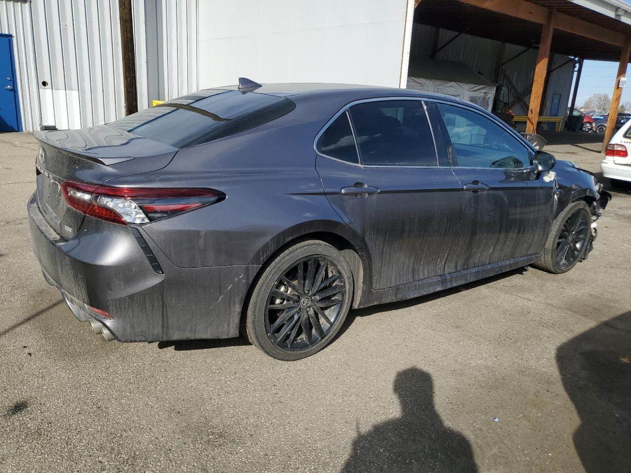 2022 TOYOTA CAMRY XSE - Image 3