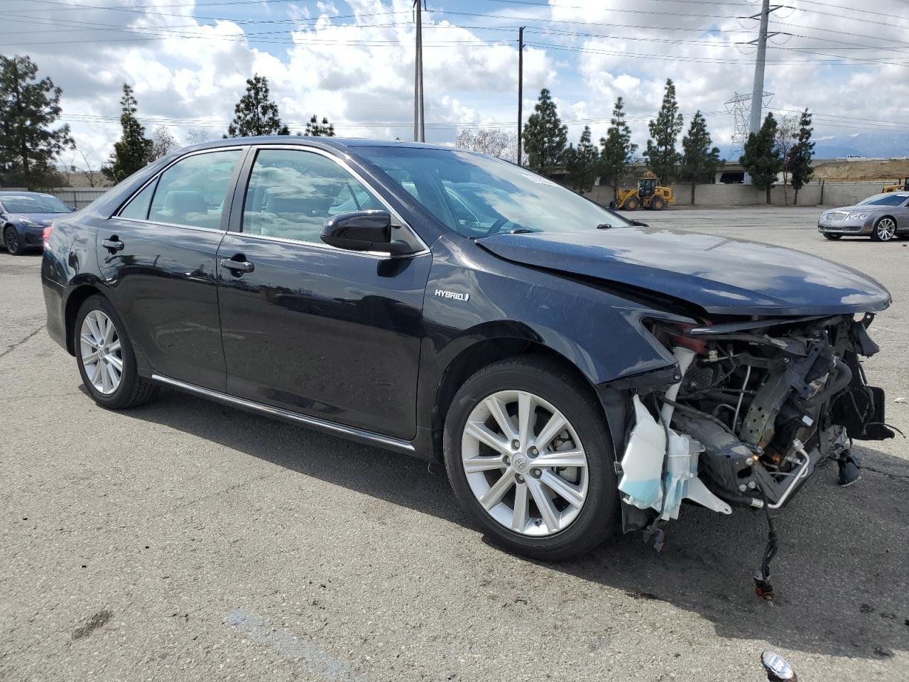 2012 TOYOTA CAMRY HYBR - Фото 4