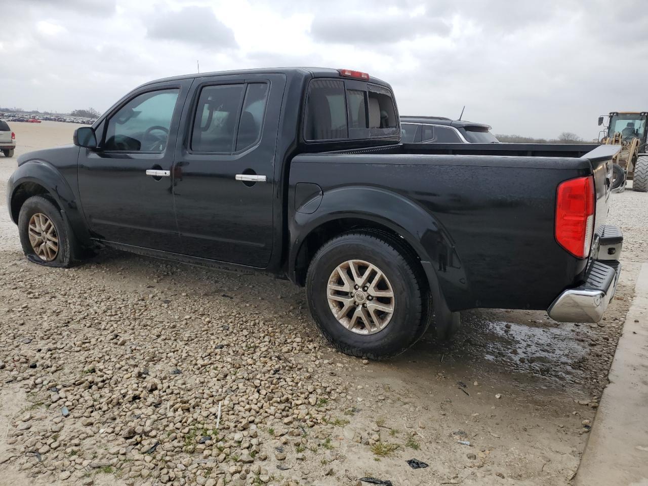 2017 NISSAN FRONTIER S - Фото 2