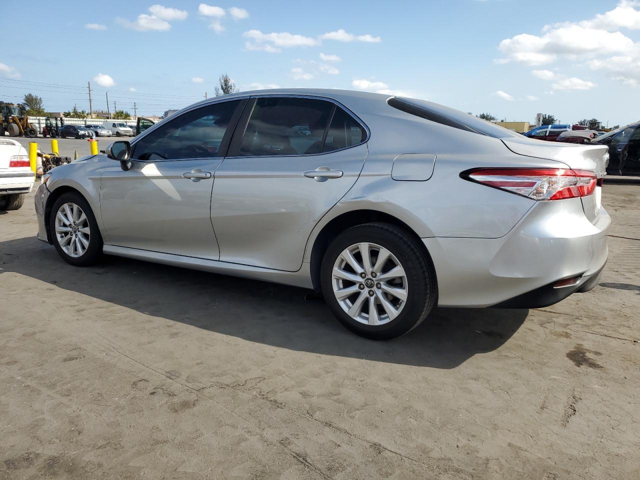 2018 TOYOTA CAMRY L - Image 2