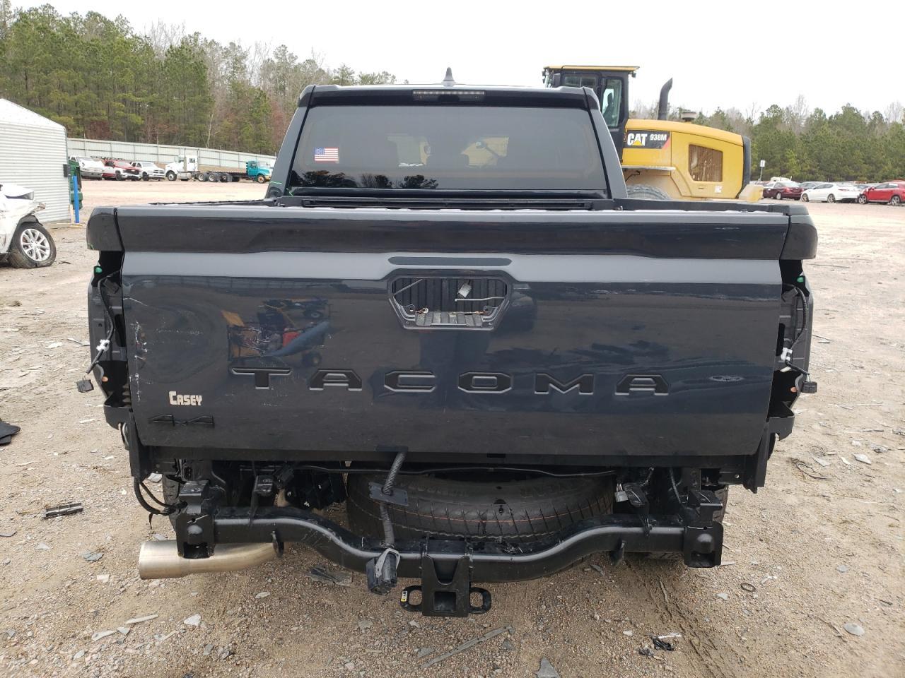 2024 TOYOTA TACOMA DOU - Фото 6