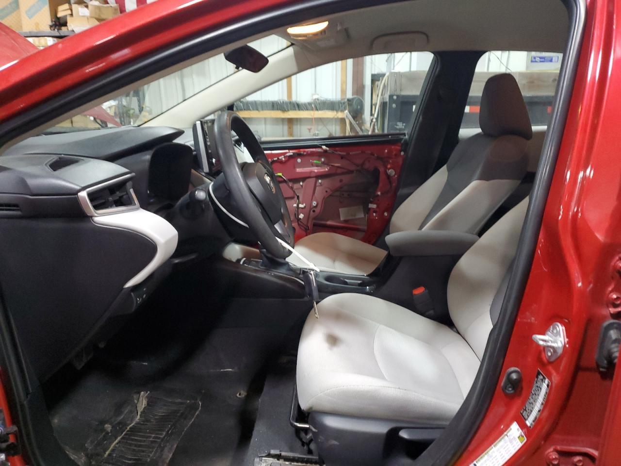 2021 TOYOTA COROLLA LE - Фото 7