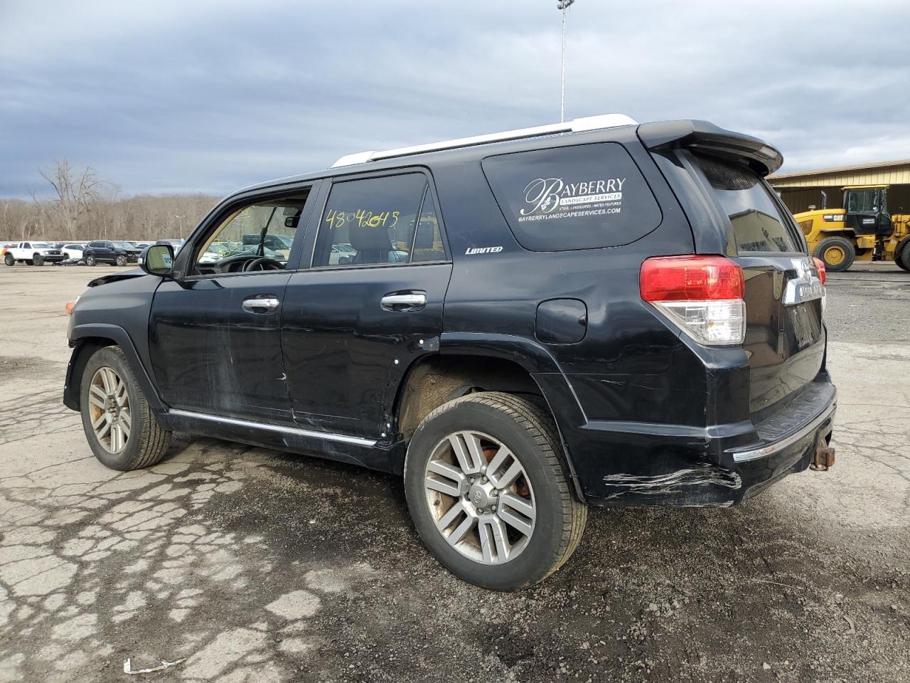 2011 TOYOTA 4RUNNER SR - Фото 2