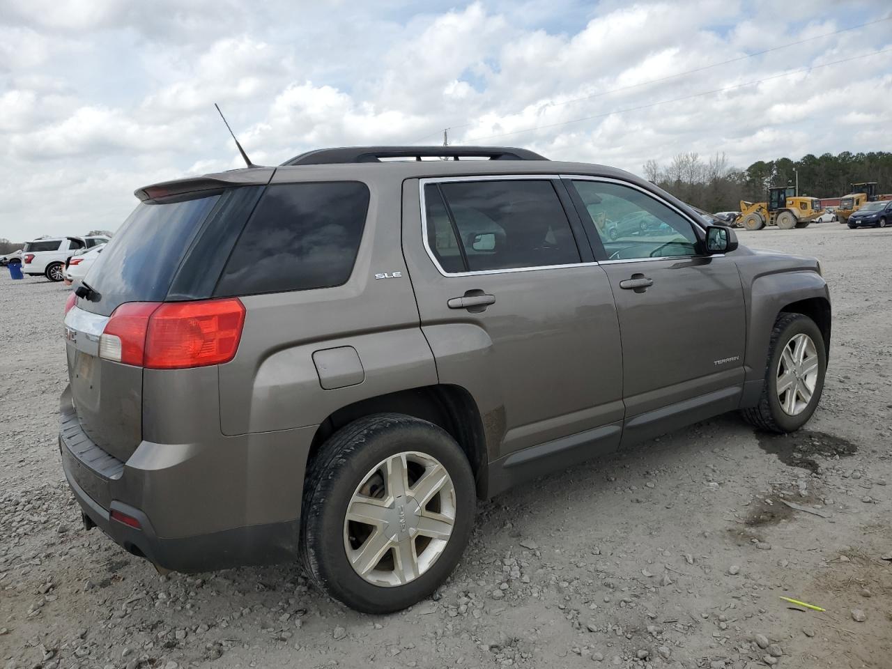 2012 GMC TERRAIN SL - Image 3