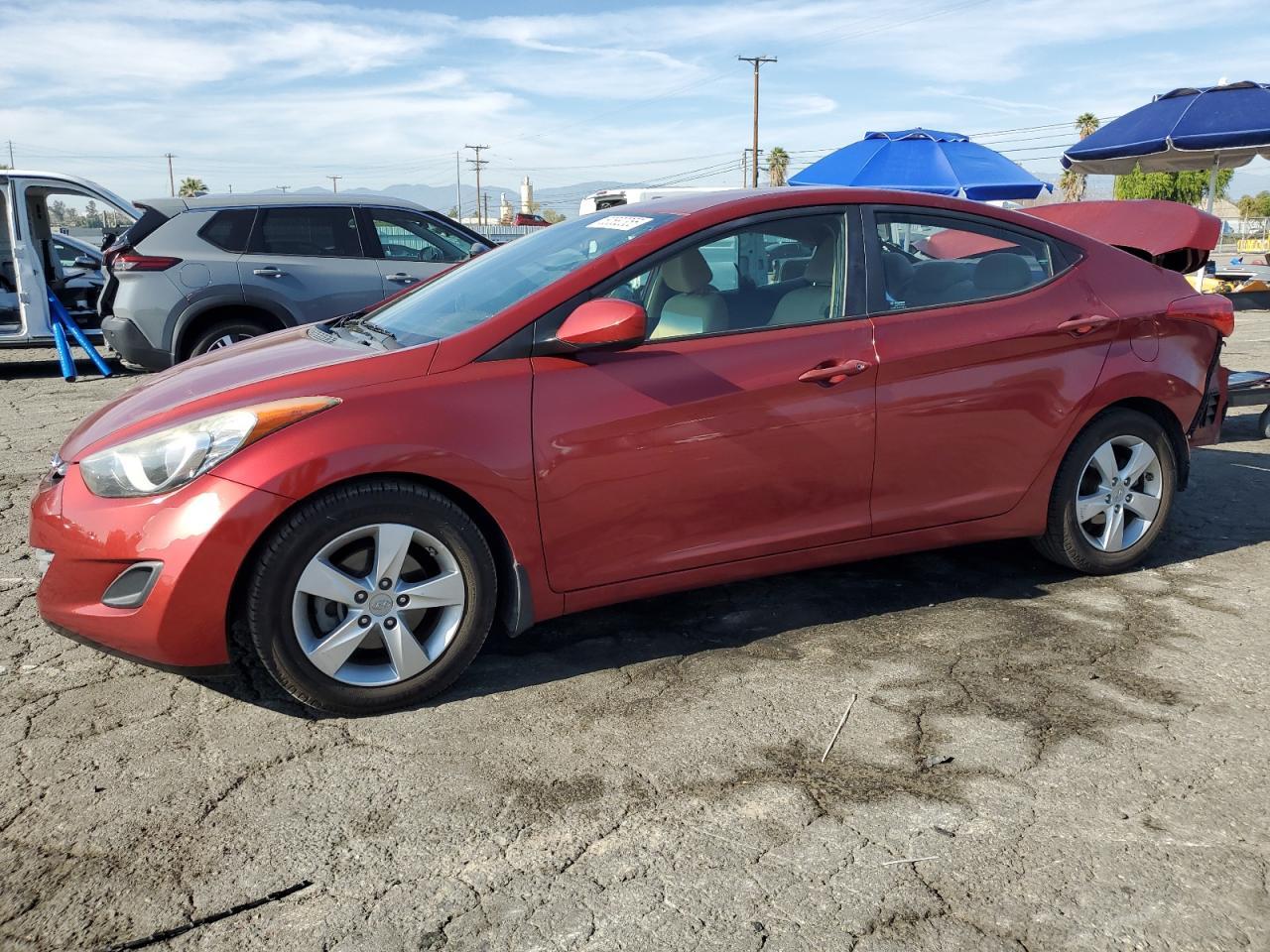 2013 HYUNDAI ELANTRA GL