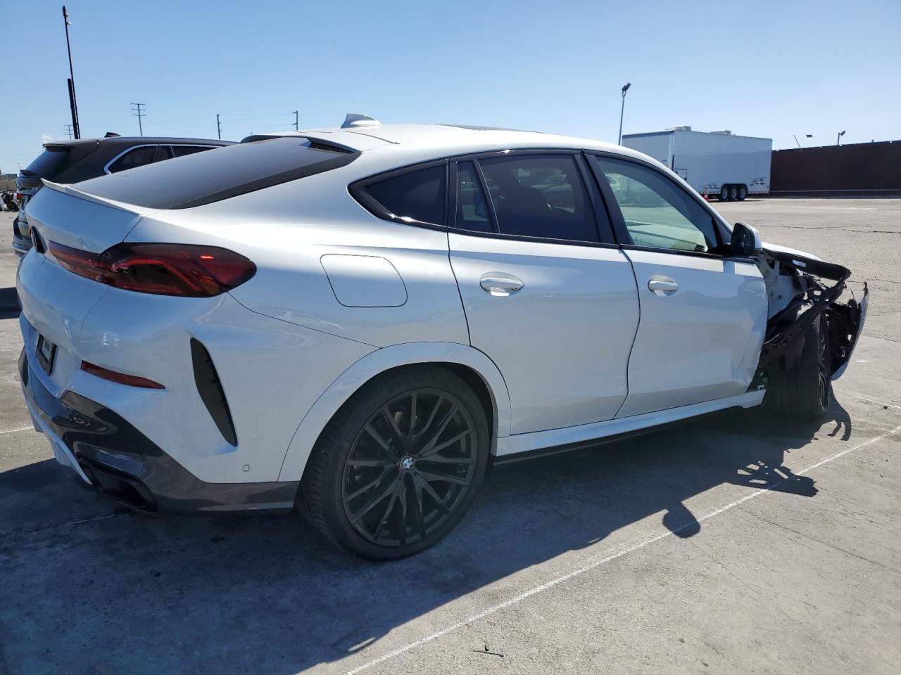 2022 BMW X6 XDRIVE4 - Image 3