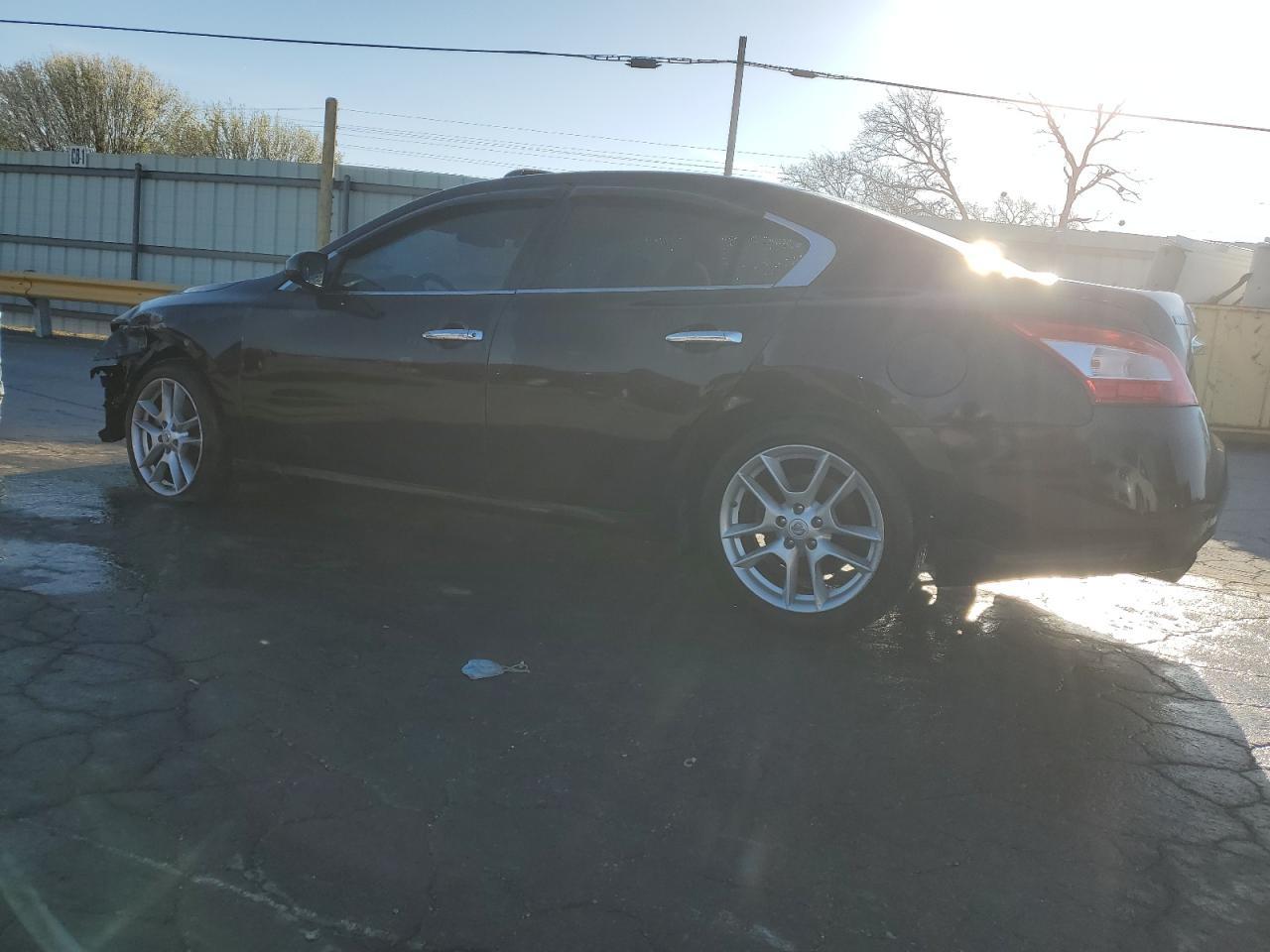 2011 NISSAN MAXIMA S - Фото 2