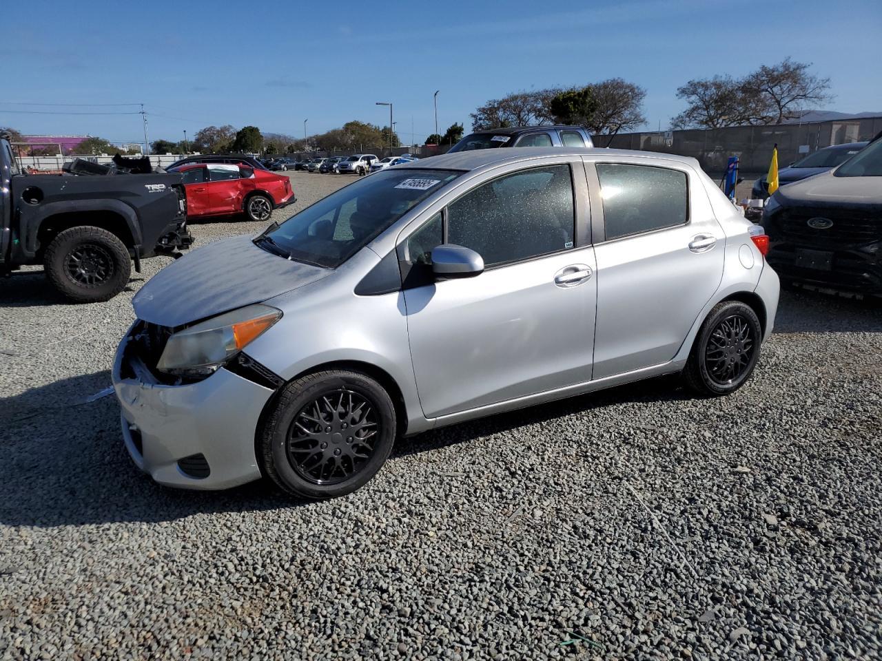 2014 TOYOTA YARIS