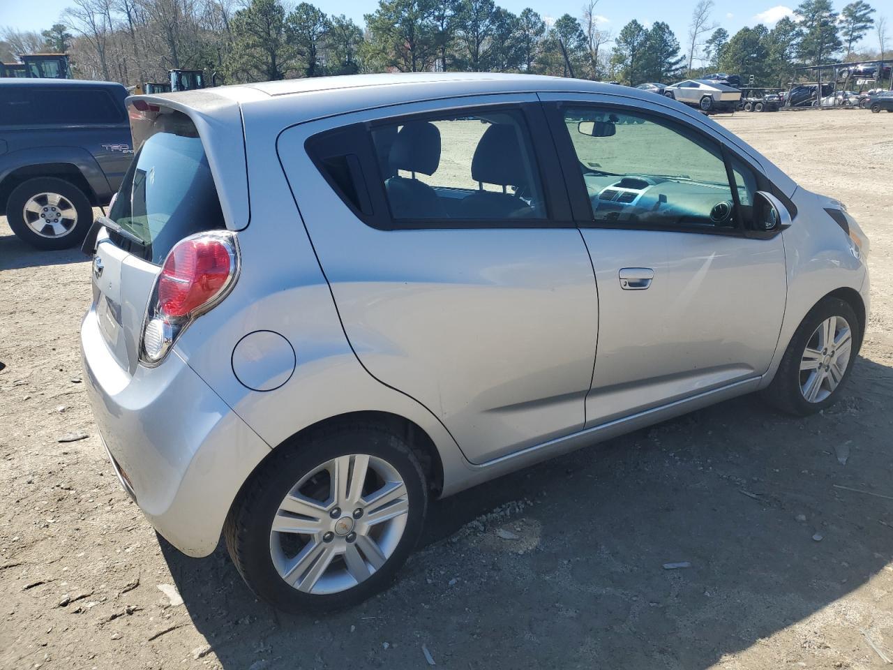 2014 CHEVROLET SPARK 1LT - Image 3