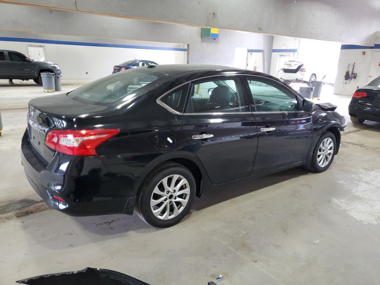2017 NISSAN SENTRA S - Фото 3