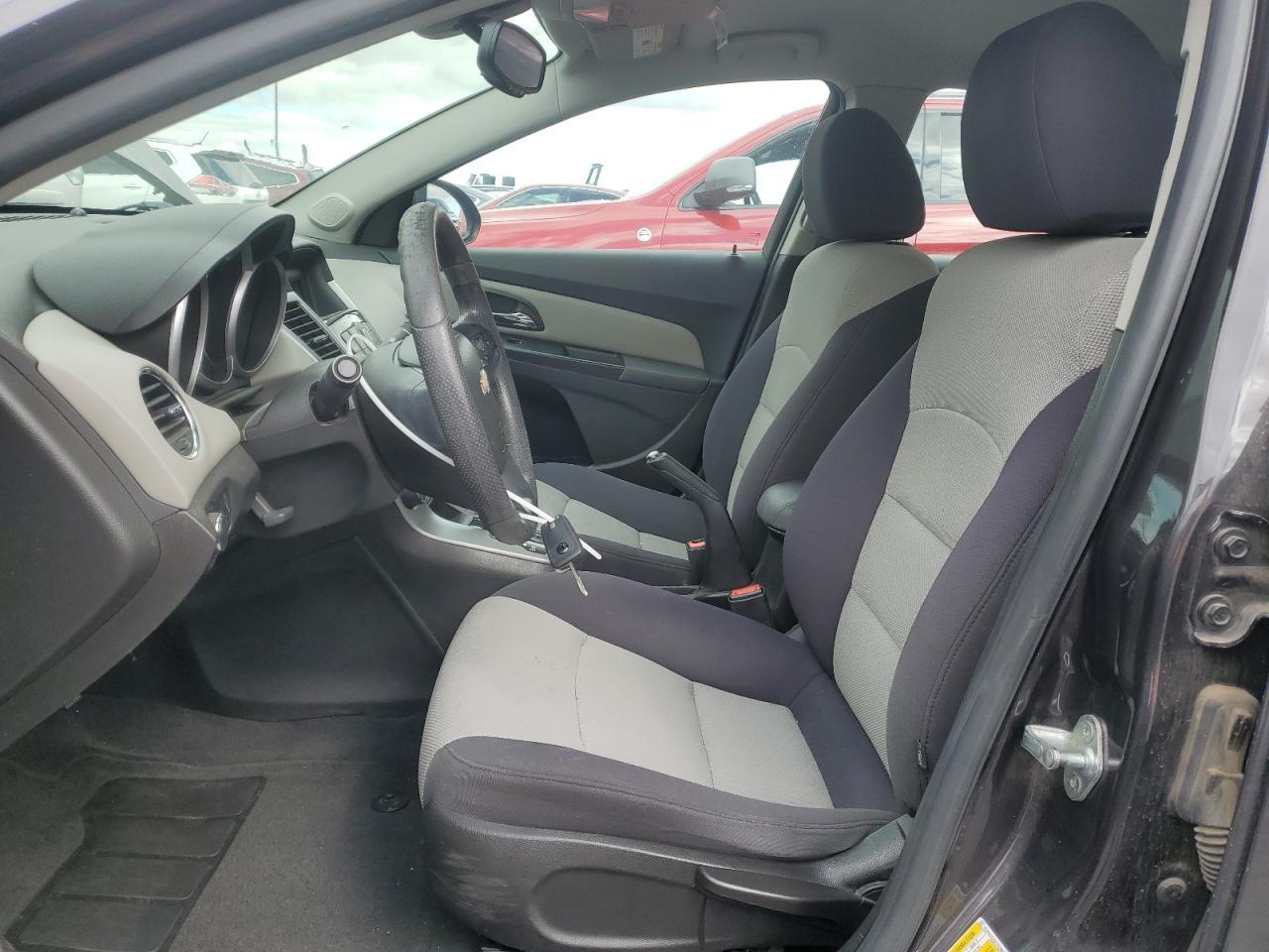 2014 CHEVROLET CRUZE LS - Image 7