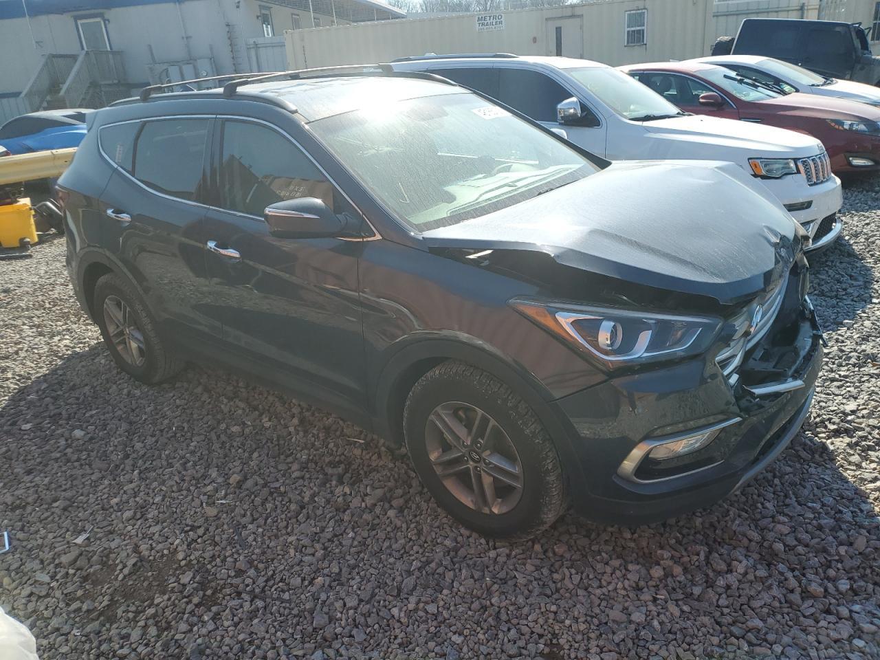 2017 HYUNDAI SANTA FE S - Image 4