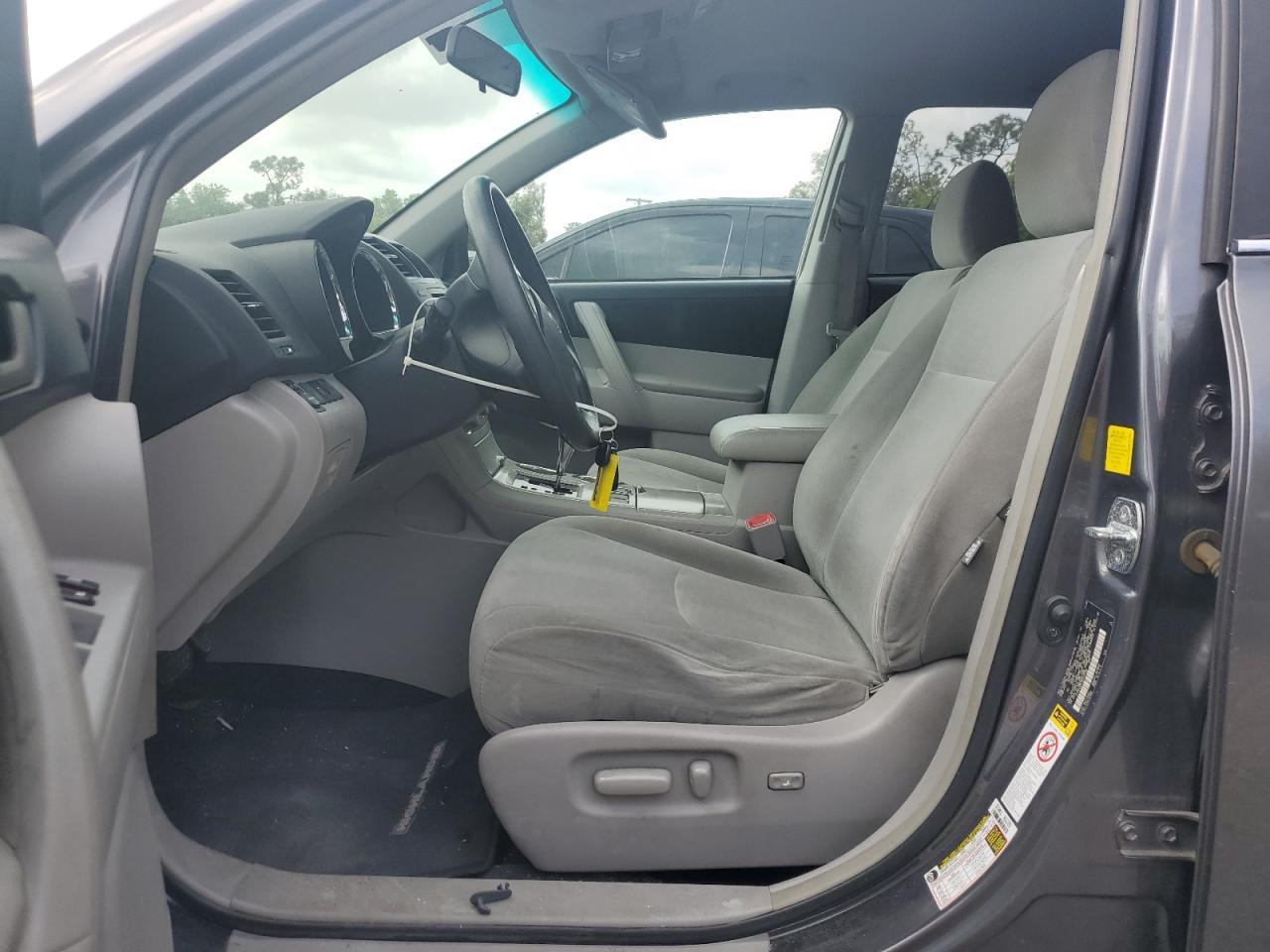 2011 TOYOTA HIGHLANDER - Фото 7