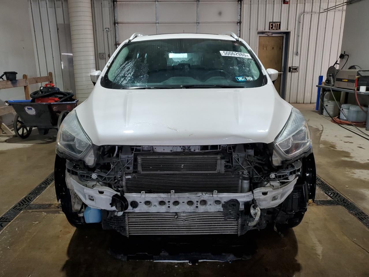 2017 FORD ESCAPE TIT - Image 5