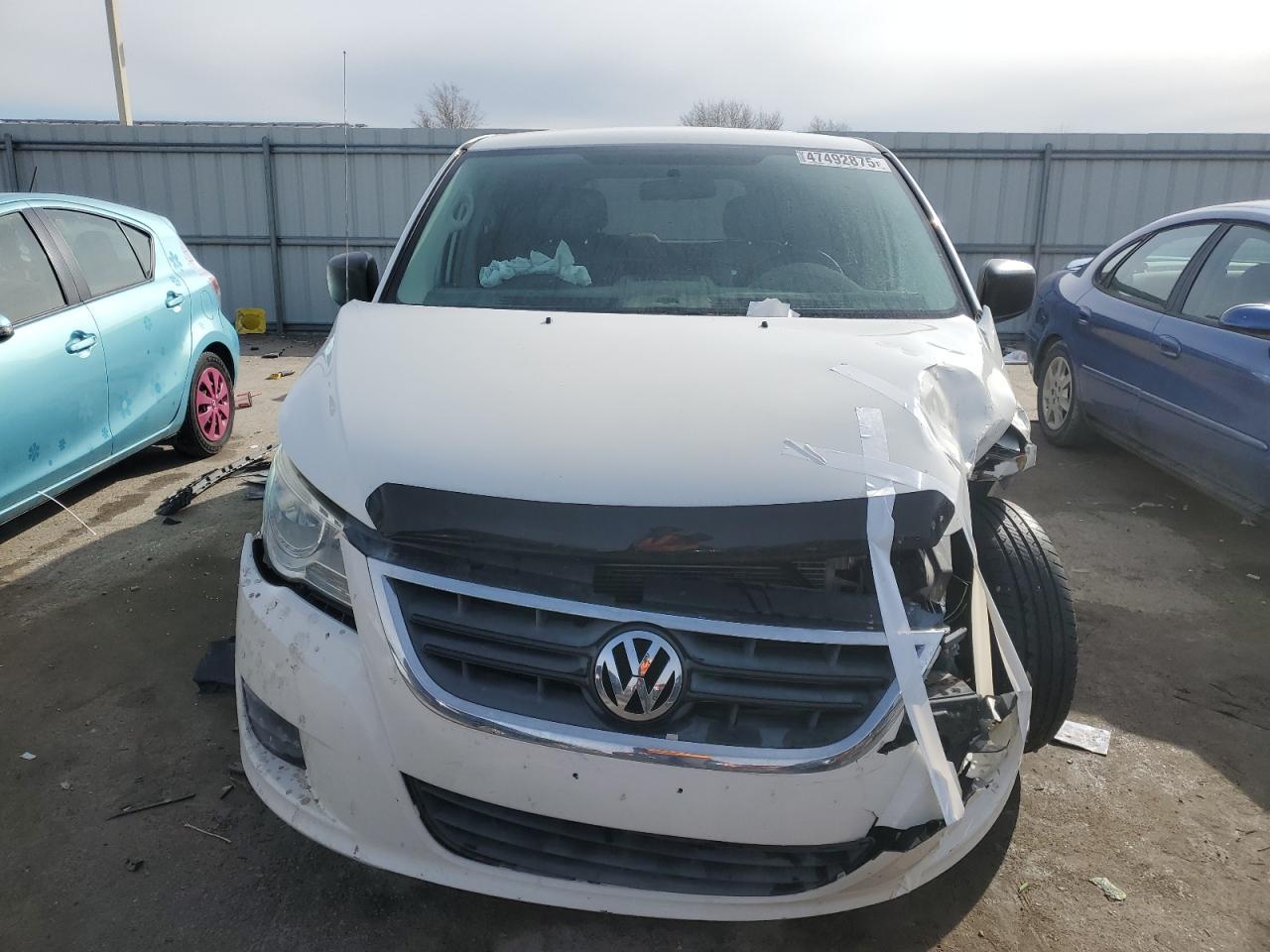 2011 VOLKSWAGEN ROUTAN S - Фото 5
