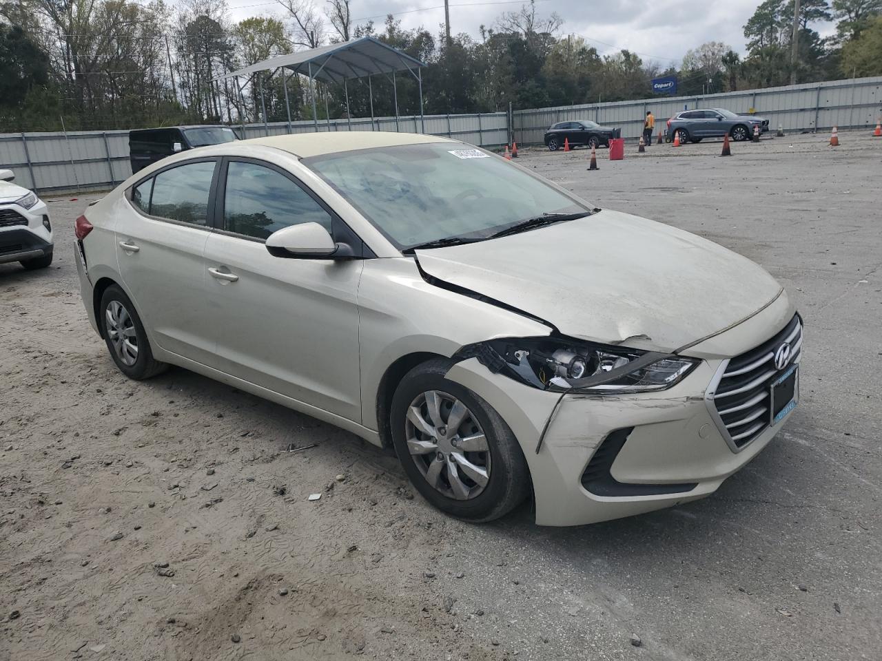 2017 HYUNDAI ELANTRA SE - Image 4