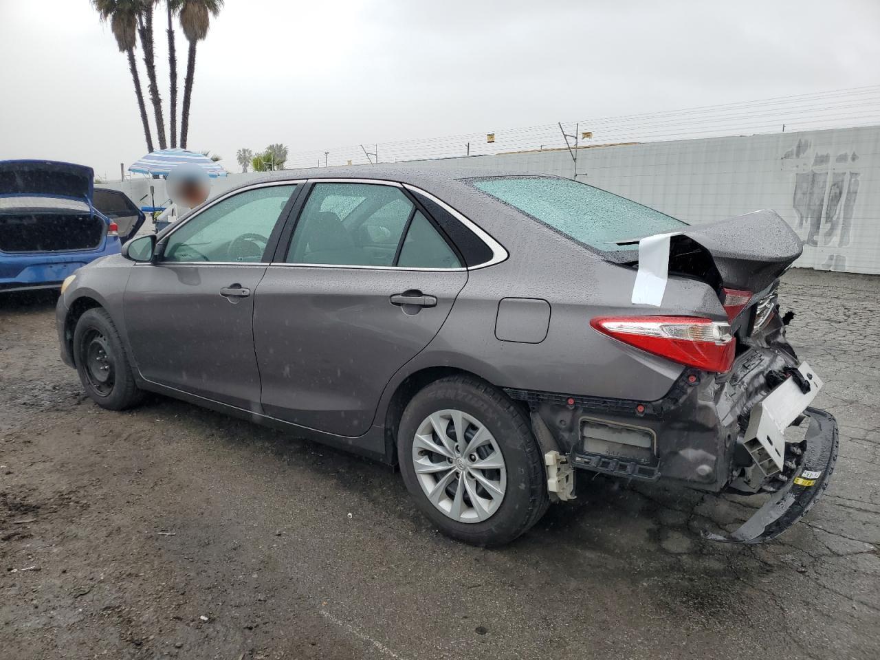 2015 TOYOTA CAMRY LE - Фото 2