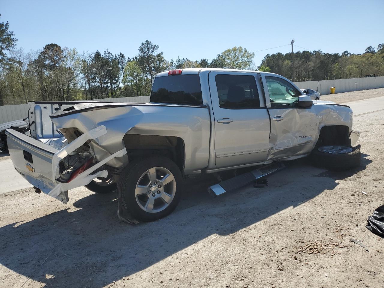 2018 CHEVROLET SILVERADO - Фото 3