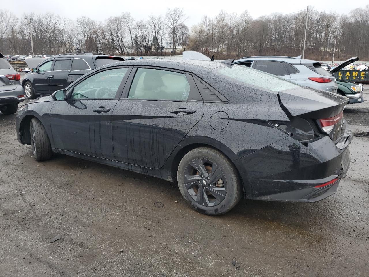 2023 HYUNDAI ELANTRA SE - Image 2