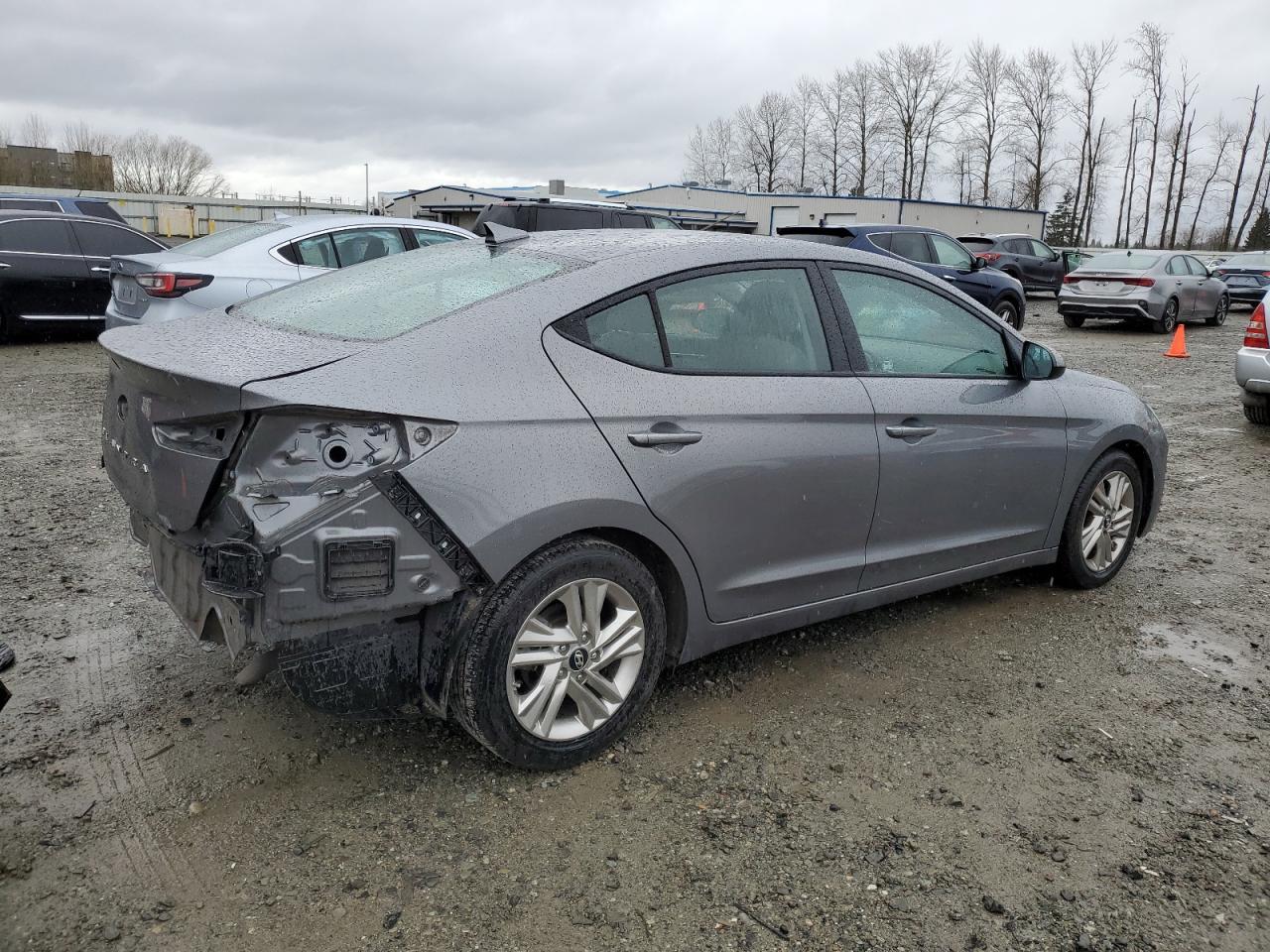 2019 HYUNDAI ELANTRA SE - Image 3
