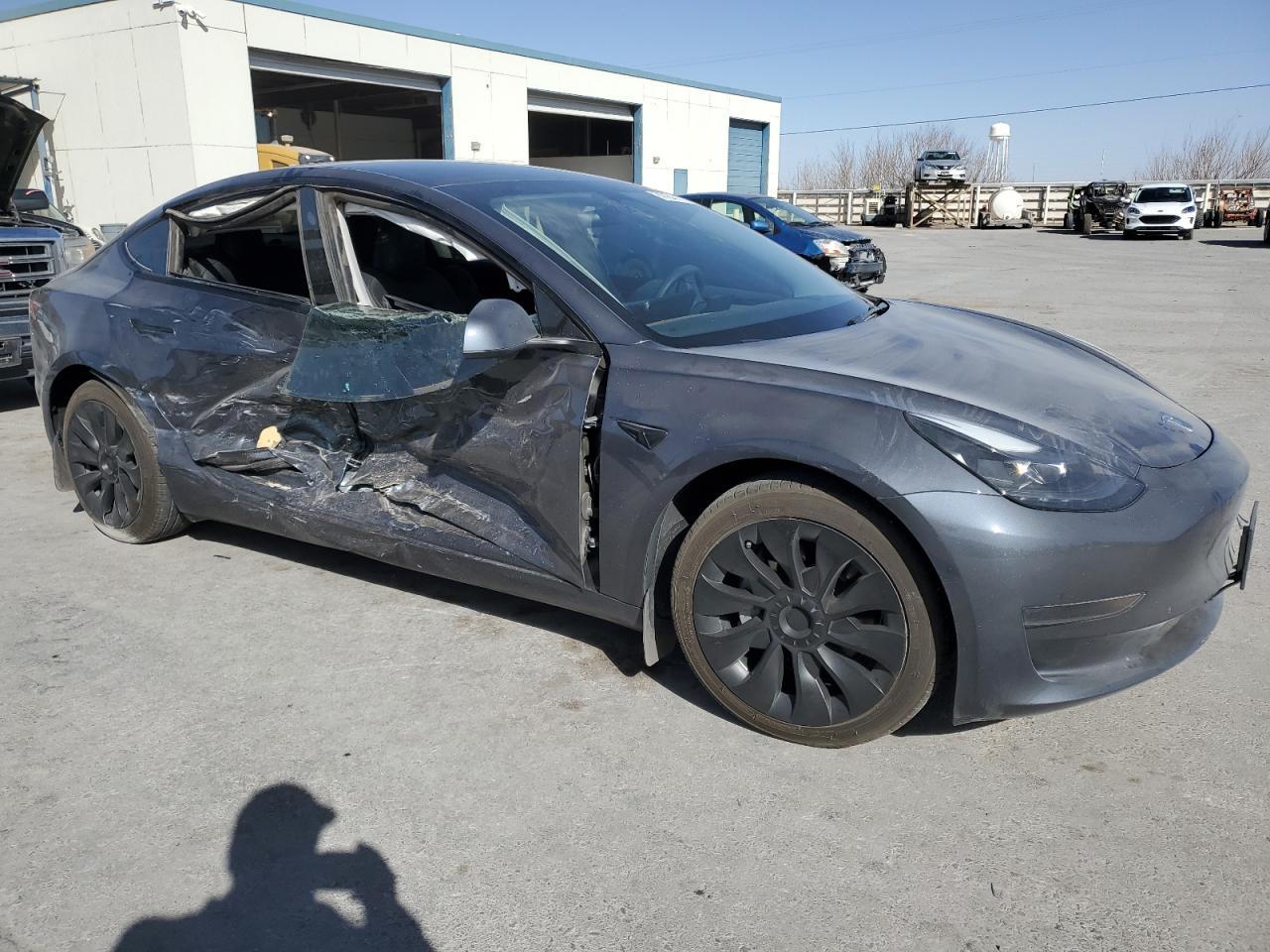 2023 TESLA MODEL 3 - Image 4