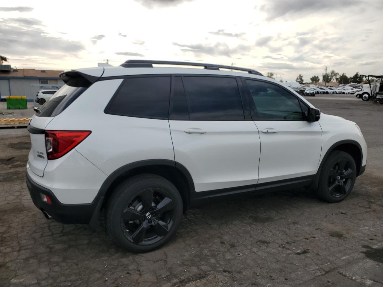 2021 HONDA PASSPORT E - Image 3