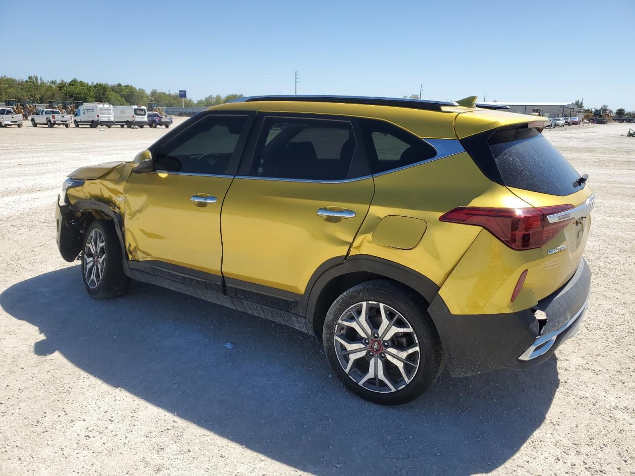 2023 KIA SELTOS SX - Image 2