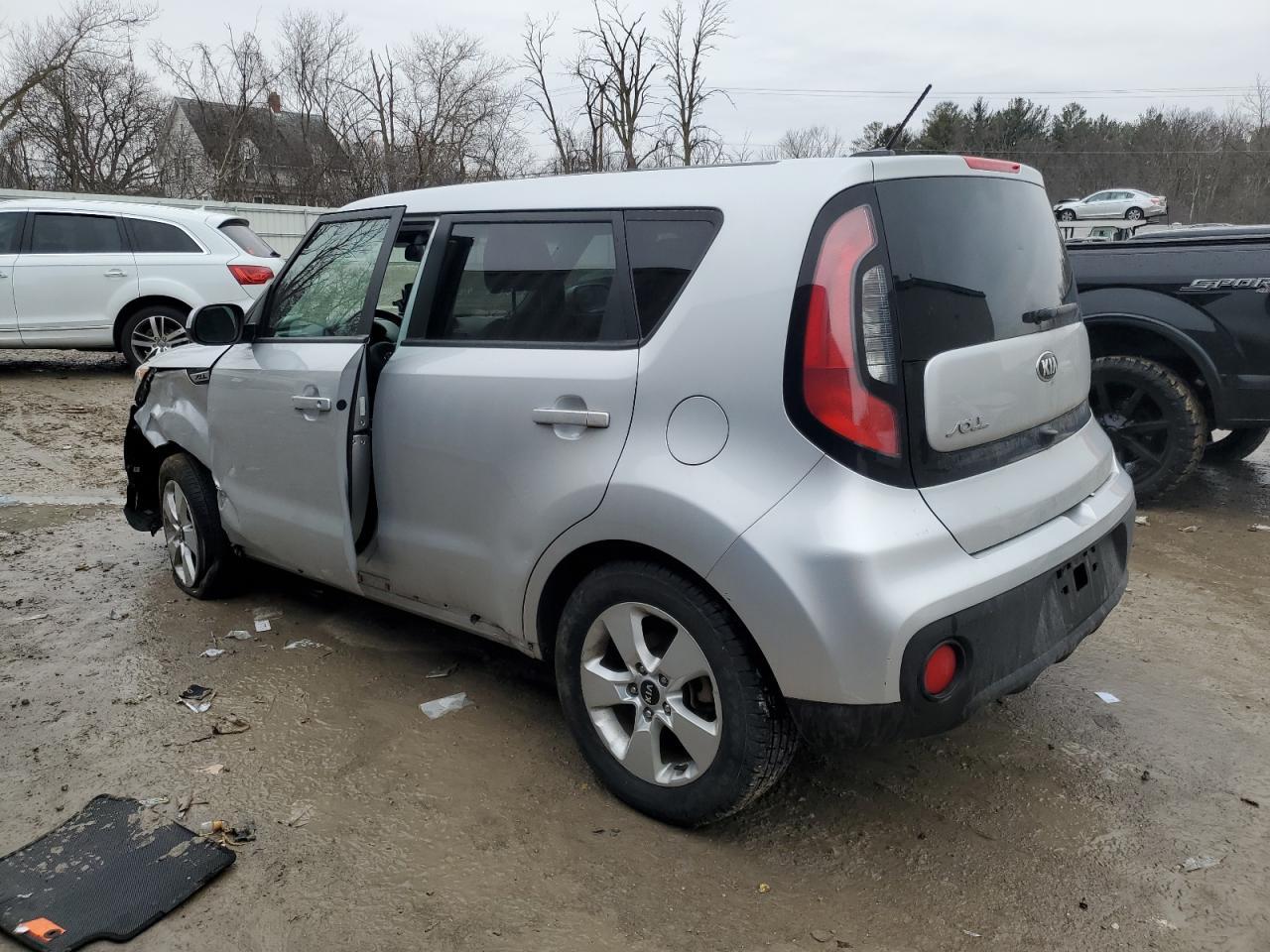 2017 KIA SOUL - Image 2